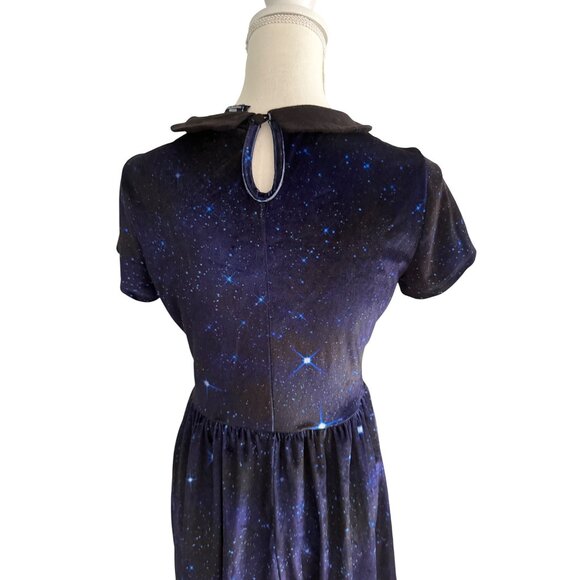 DOCTOR WHO Velvet BBC Galaxy Print Collared Dress Size Medium - Picture 4 of 9
